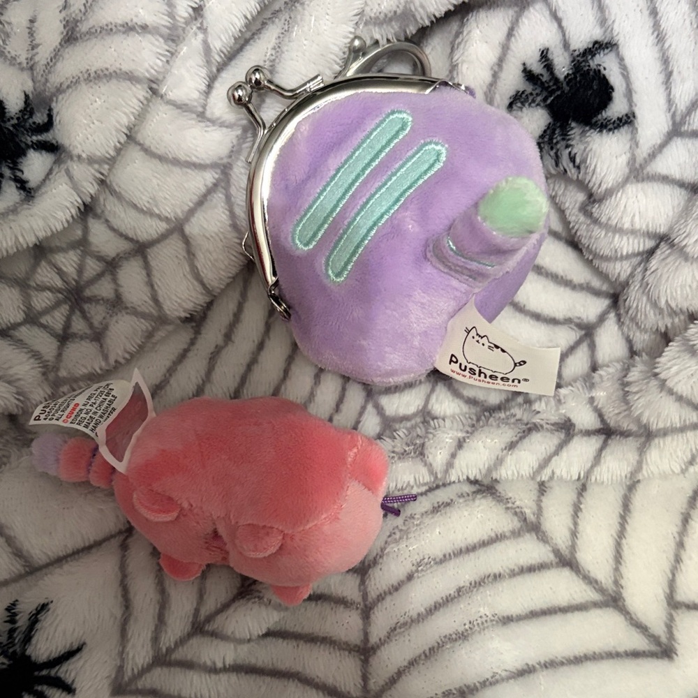 Plush Pusheen Cat Pocket purse Keychains and Eraser Pencil Topper - Picture 3 of 3